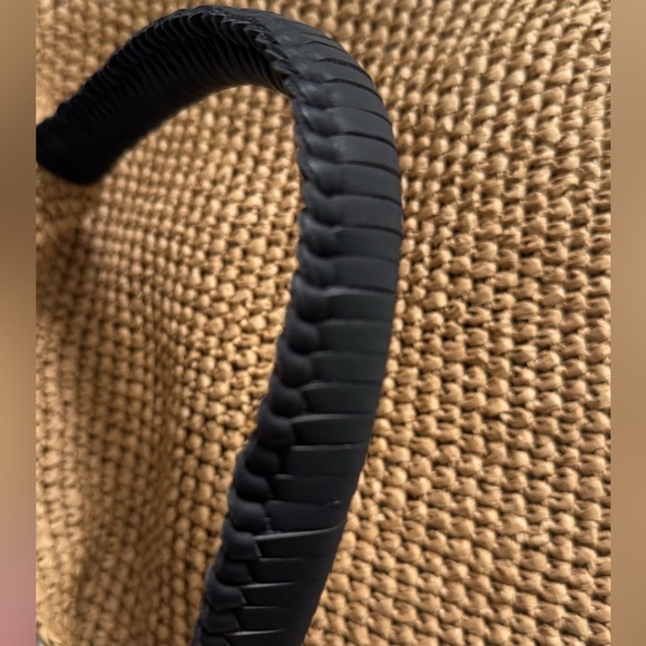 Tommy Bahama Raffia and Leather Tote/Shoulder Bag - Picture 2 of 5